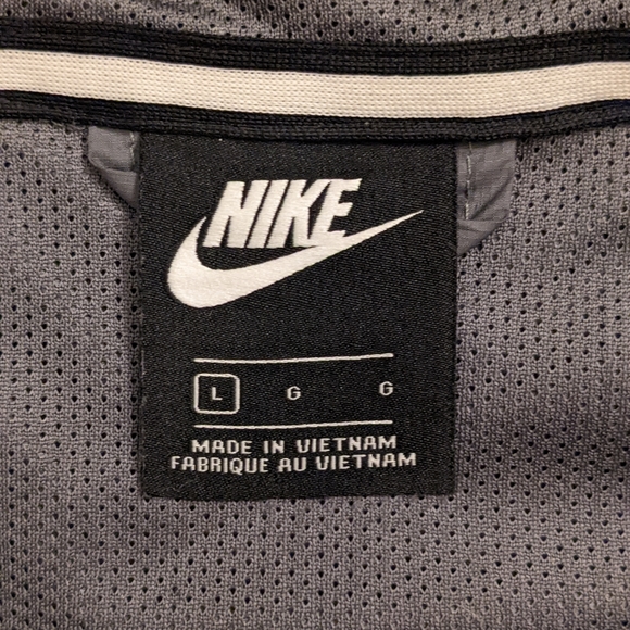 Nike Youth Jacket - Outdoors - Picture 2 of 7